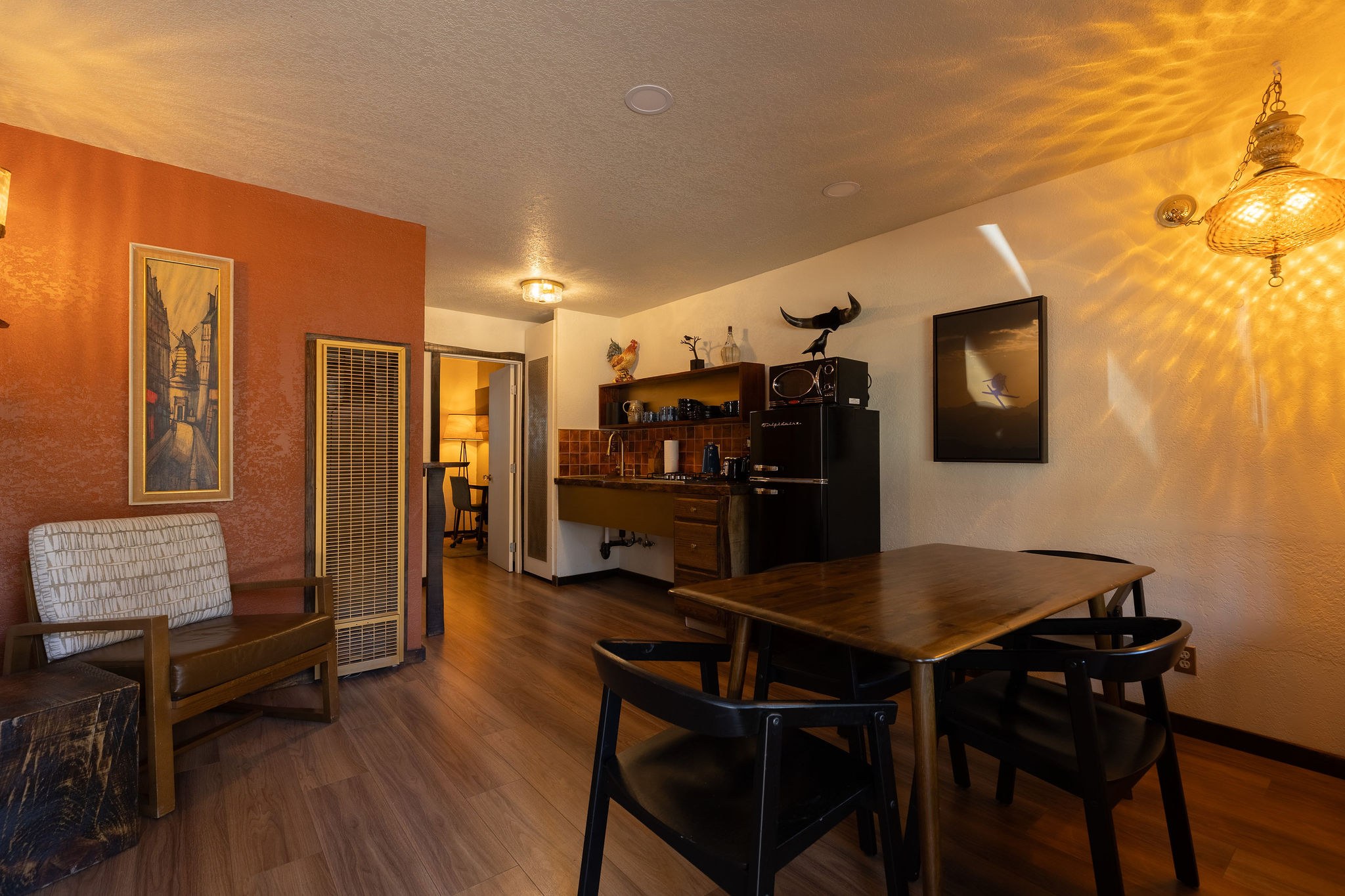 2 Bedroom w/ Kitchen interior at The Burgundy — view 4