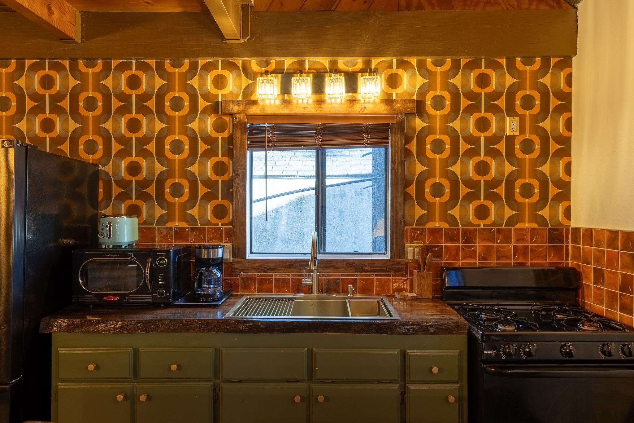 The Loft interior at The Burgundy — view 8