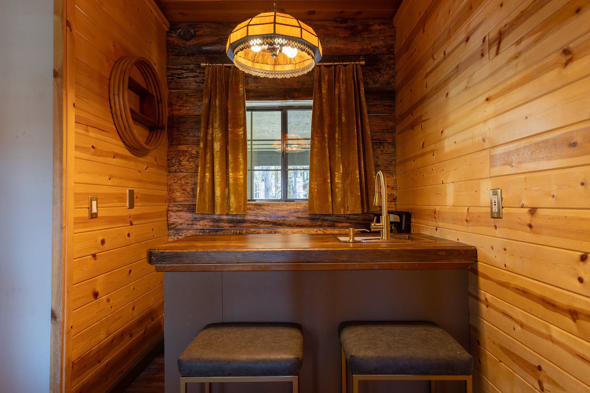 Spa Suite interior at The Burgundy — view 5